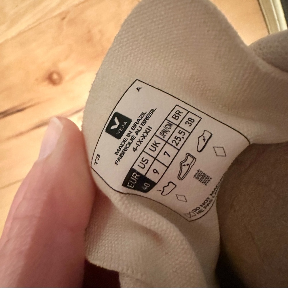 Veja V-10 CWL White California Vegan Leather Sneakers Size 9 - Picture 10 of 12
